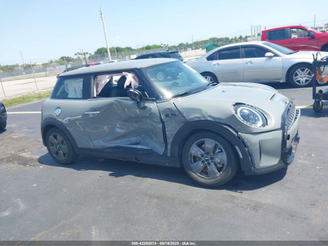2022 MINI HARDTOP WMW53DH0XN2R63568 Photo 5