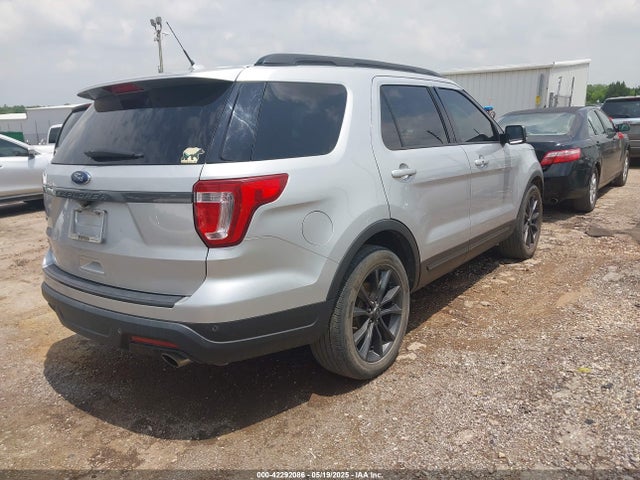 Ford EXPLORER XLT 2019 1FM5K7D8XKGA08413 Image 4