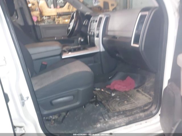 2010 DODGE RAM 1500 1D7RV1GT8AS226944 Photo 4