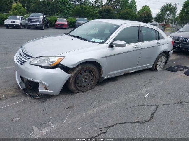 2012 CHRYSLER 200 1C3CCBAB3CN139180 Photo 1