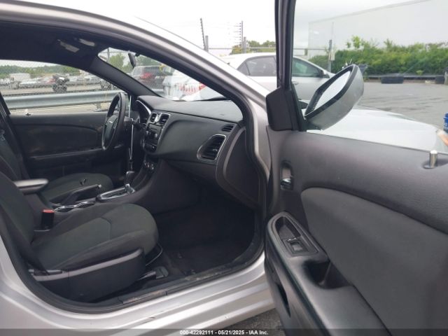 2012 CHRYSLER 200 1C3CCBAB3CN139180 Photo 4