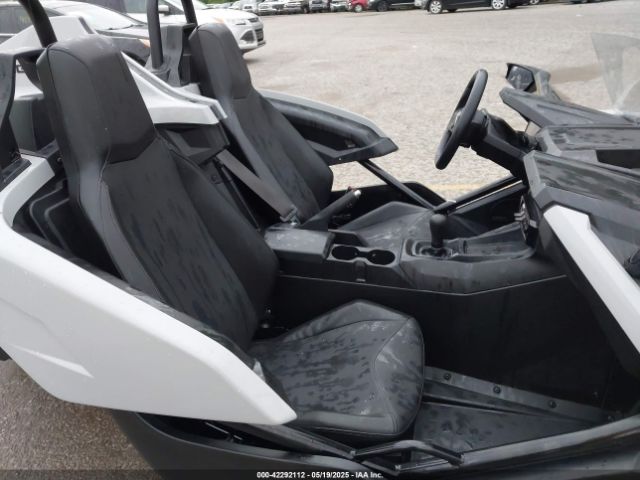 2022 POLARIS SLINGSHOT 57XAATGD1N8147696 Photo 7