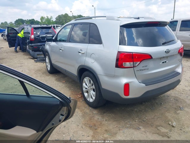 5XYKU4A78EG492911 KIA Sorento Ex V6