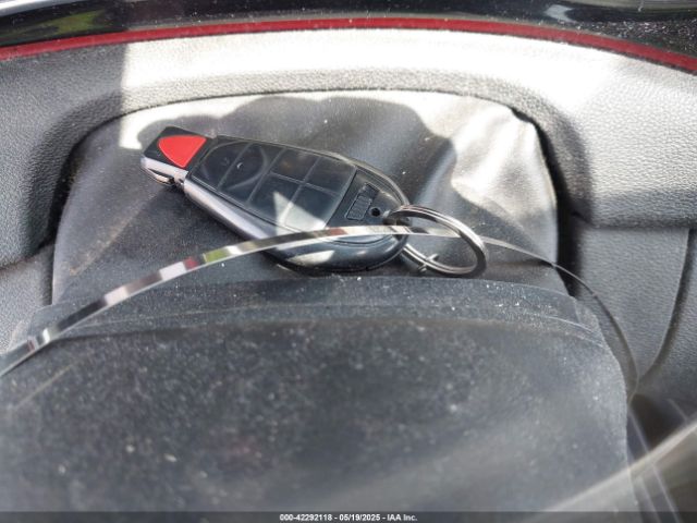 1C3CDFBB6GD727816 Dodge 2016