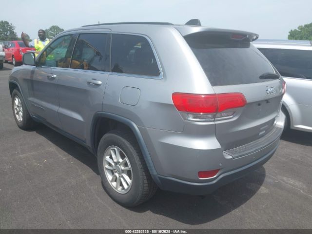 1C4RJEAG2JC455526 Jeep Grand Cherokee Laredo 4x2