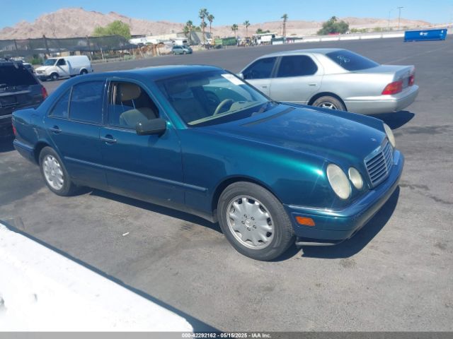 1998 MERCEDES-BENZ E 320 WDBJF65F2WA676325 Photo 0