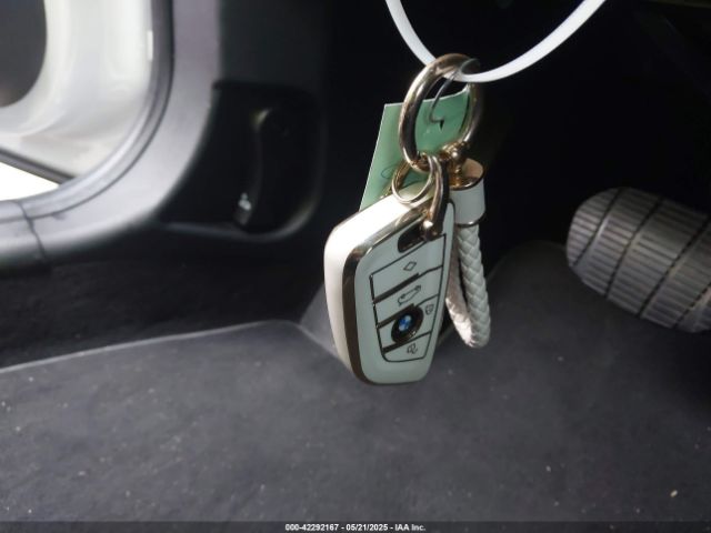 2021 BMW X1 WBXJG9C01M5S06181 Photo 10