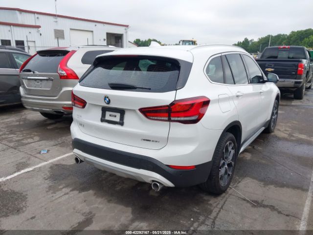 2021 BMW X1 WBXJG9C01M5S06181 Photo 3