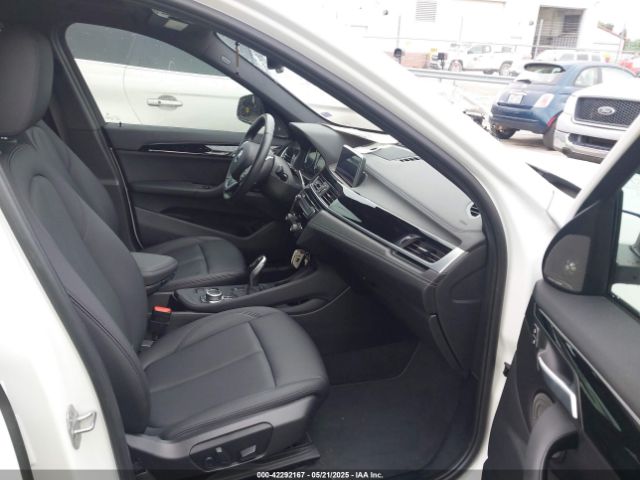 2021 BMW X1 WBXJG9C01M5S06181 Photo 4
