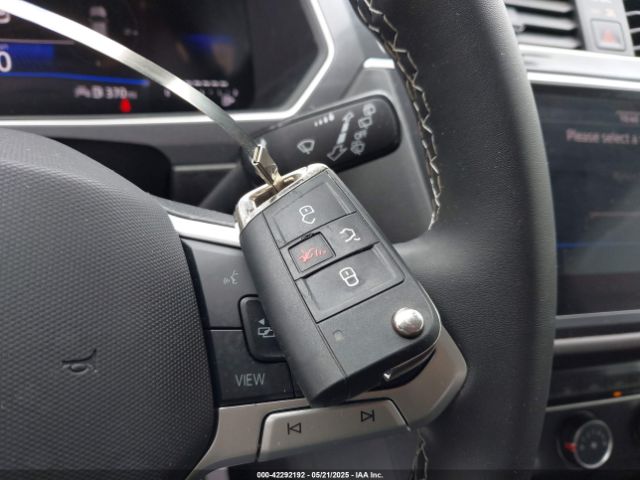 2024 VOLKSWAGEN TIGUAN 3VVFB7AX0RM183016 Photo 10