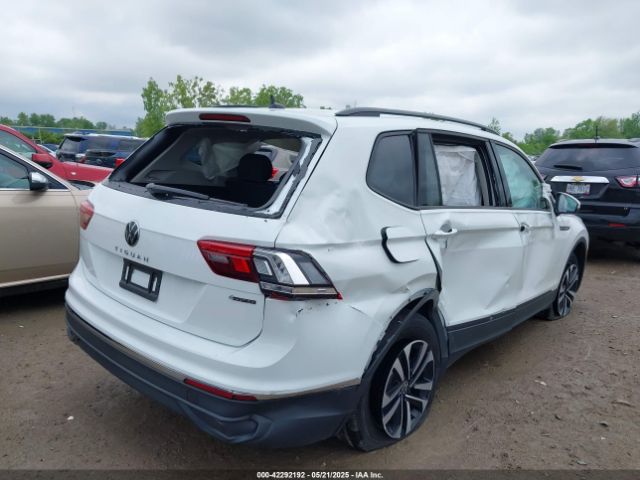 2024 VOLKSWAGEN TIGUAN 3VVFB7AX0RM183016 Photo 3