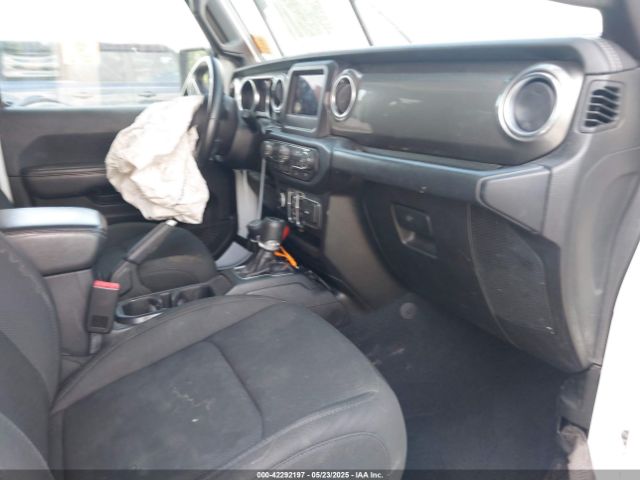 2019 JEEP WRANGLER UNLIMITED 1C4HJXEG2KW576753 Photo 4