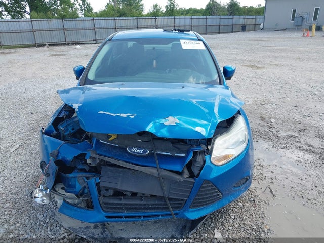 1FADP3F21EL320690 Ford FOCUS SE