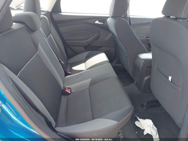 1FADP3F21EL320690 Ford FOCUS SE
