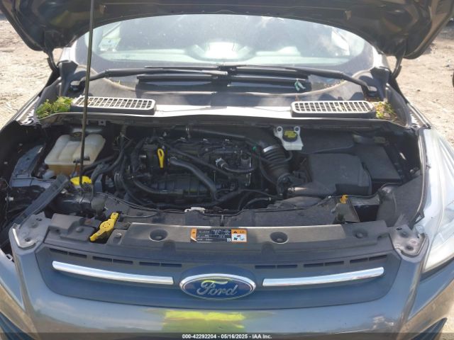 1FMCU9GX6GUB27794 Ford ESCAPE SE