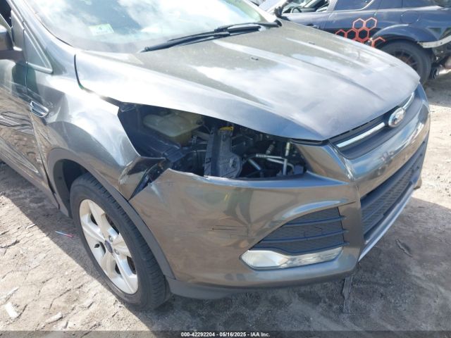 1FMCU9GX6GUB27794 Ford ESCAPE SE