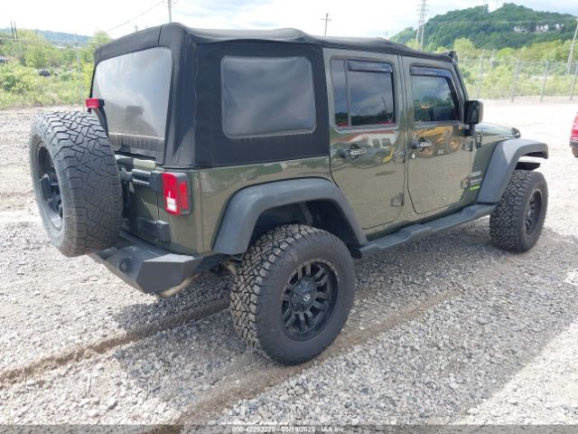 1C4BJWDG7GL113128 Jeep Wrangler Unlimited Sport