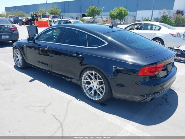 2012 AUDI A7 WAU2GAFCXCN152061 Photo 2