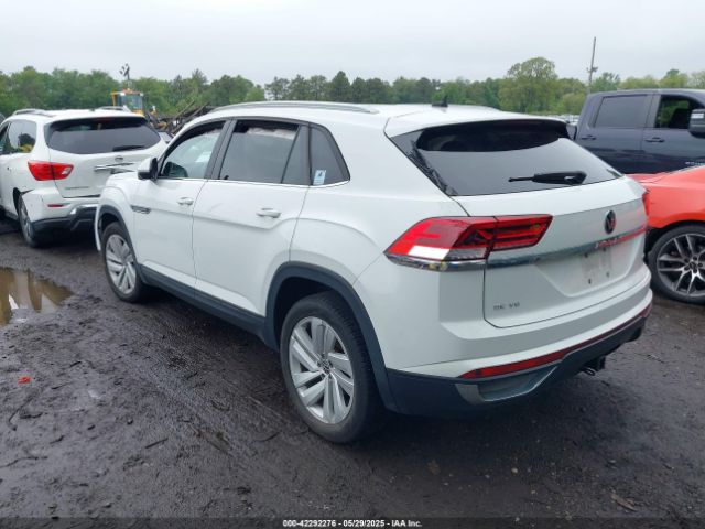2021 VOLKSWAGEN ATLAS CROSS SPORT 1V2KE2CAXMC202664 Photo 2
