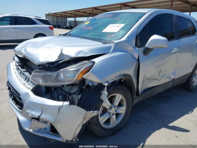 KL7CJKSB8LB030471 Chevrolet Trax Fwd Ls
