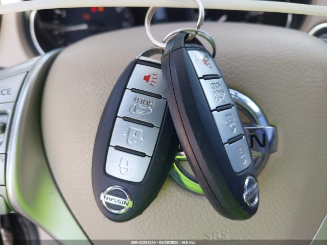 5N1AT2MT6FC922304 Nissan Rogue Sl