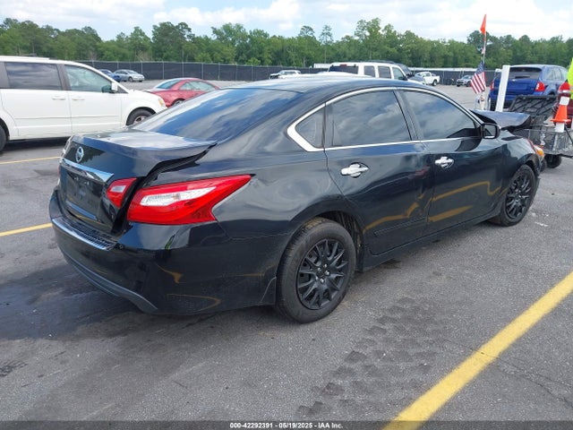 1N4AL3AP5HC238449 Nissan Altima 2.5 S