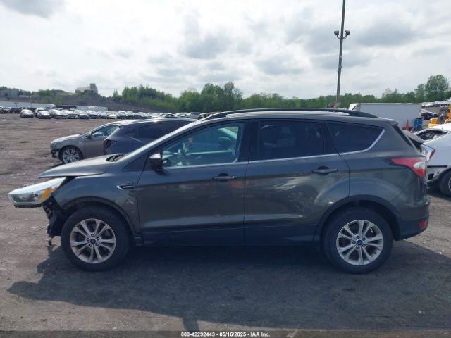1FMCU9GD9HUB22533 Ford ESCAPE SE