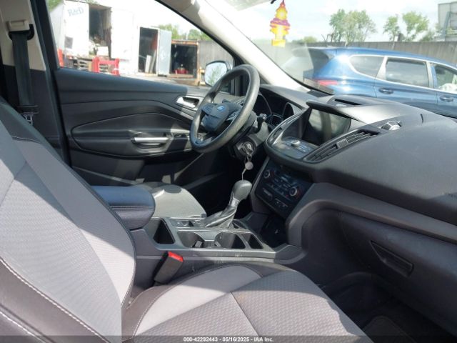 1FMCU9GD9HUB22533 Ford ESCAPE SE