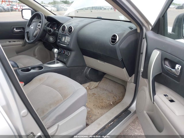 JN8AS5MV8EW711651 Nissan Rogue Select