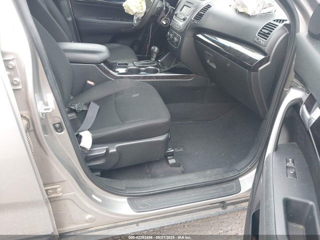 5XYKT3A61EG510086 KIA SORENTO LX