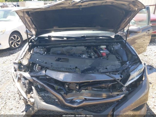 4T1B11HK5JU565125 Toyota CAMRY SE