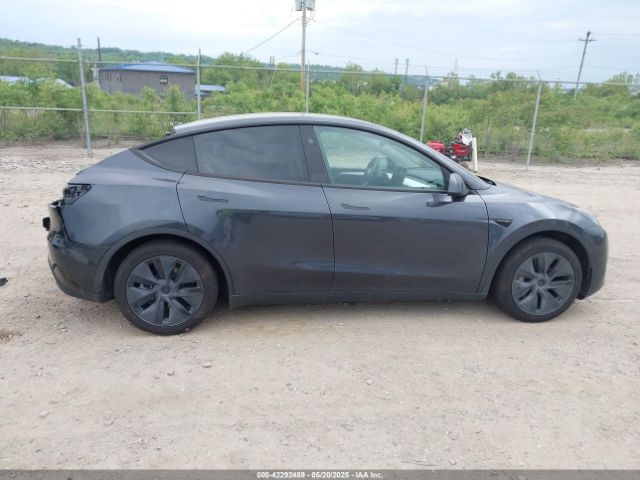 7SAYGAEE3SF264491 Tesla Model Y Long Range Dual Motor All-wheel Drive