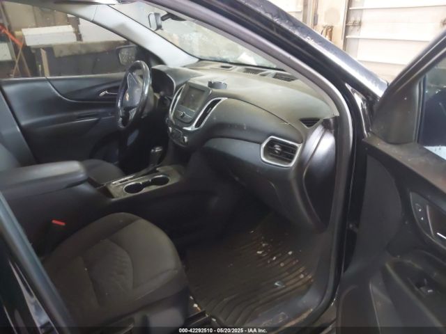 2019 CHEVROLET EQUINOX 3GNAXJEV5KL284359 Photo 4