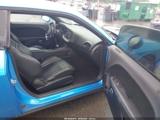 2C3CDZFJXKH521820 Dodge Challenger R/t Scat Pack