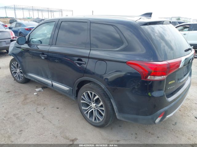 2017 MITSUBISHI OUTLANDER JA4AD2A33HZ047649 Photo 2