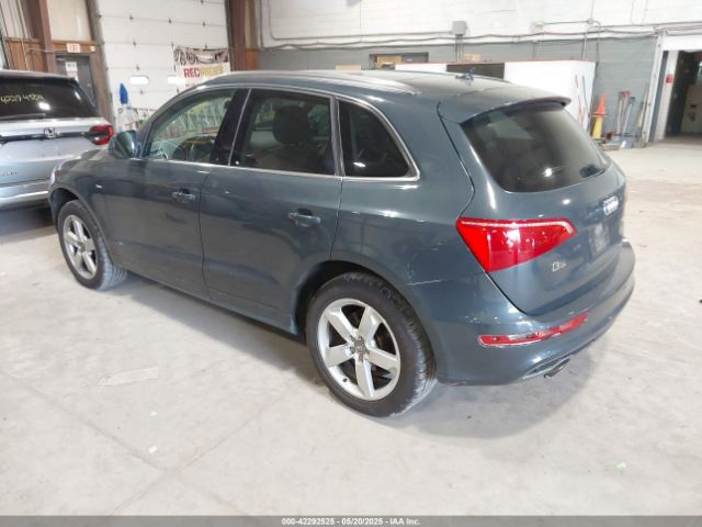 2011 AUDI Q5 WA1DKAFP4BA099760 Photo 2