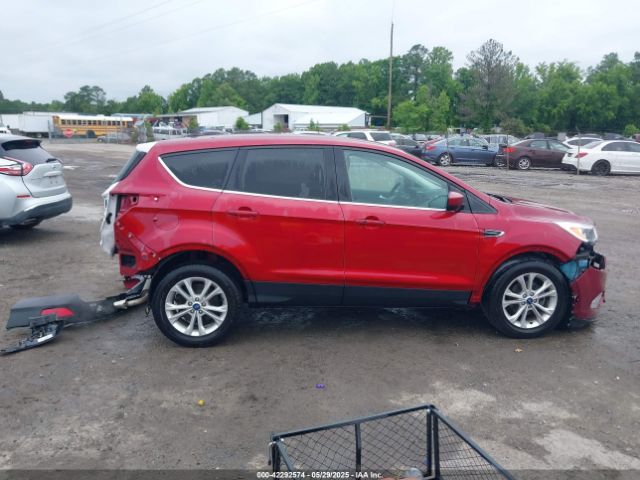 1FMCU0GD0KUA38832 Ford ESCAPE SE