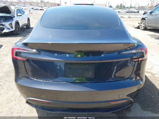 5YJ3E1EAXRF864994 Tesla 2024