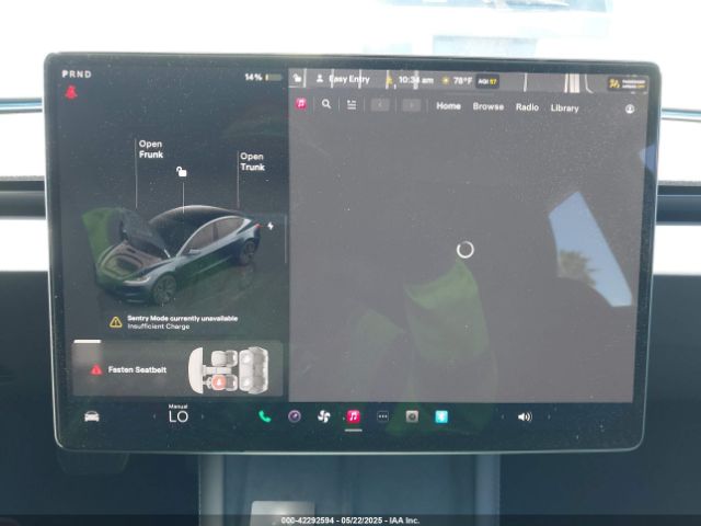 5YJ3E1EAXRF864994 Tesla 2024