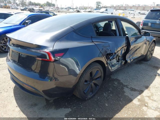 5YJ3E1EAXRF864994 Tesla 2024