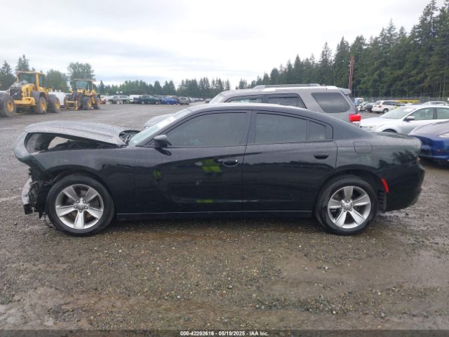 2C3CDXHG6GH215677 Dodge Charger Sxt