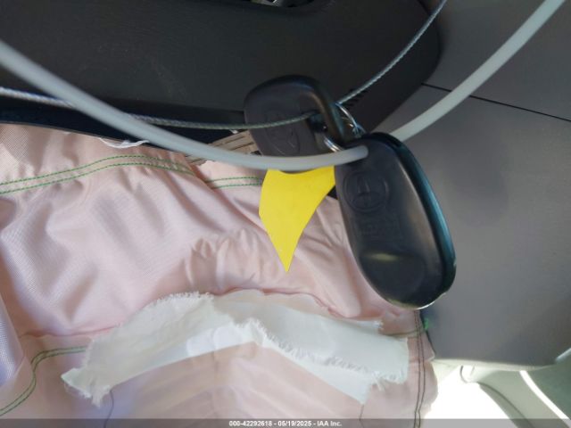 5TDZK3DCXFS594786 Toyota Sienna L