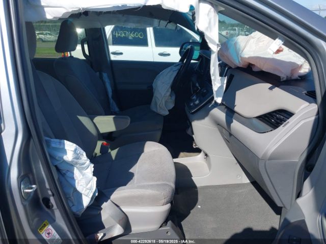 5TDZK3DCXFS594786 Toyota Sienna L