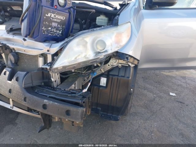 5TDZK3DCXFS594786 Toyota Sienna L