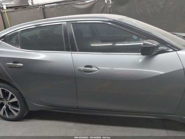 1N4AA6AP5GC426832 Nissan Maxima 3.5 S