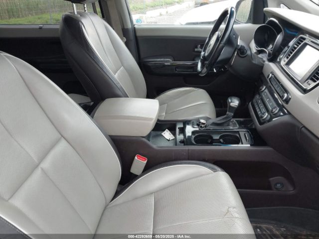 KNDME5C17H6271635 KIA Sedona Sx Luxury