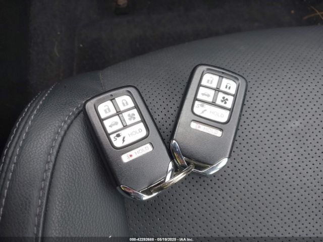 JHMZC5F3XJC001054 Honda Clarity Plug-in Hybrid Touring