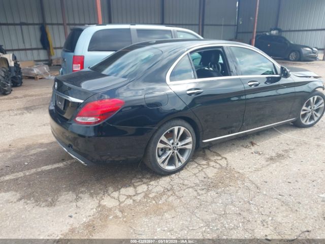 55SWF4JB4JU275226 Mercedes-Benz C 300