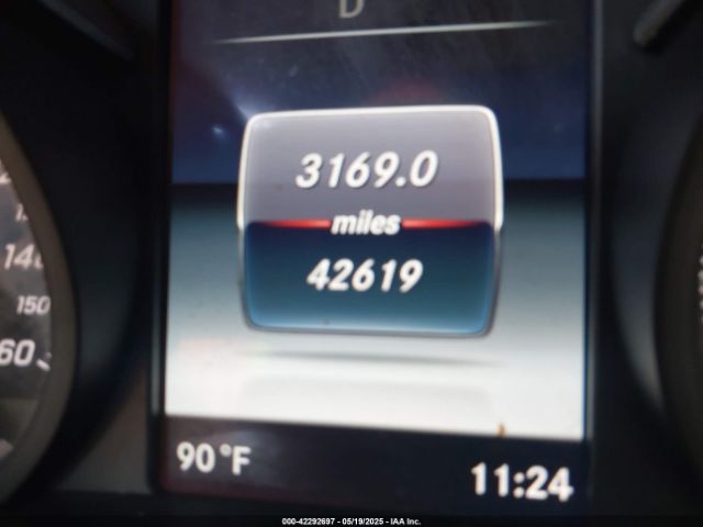 55SWF4JB4JU275226 Mercedes-Benz C 300