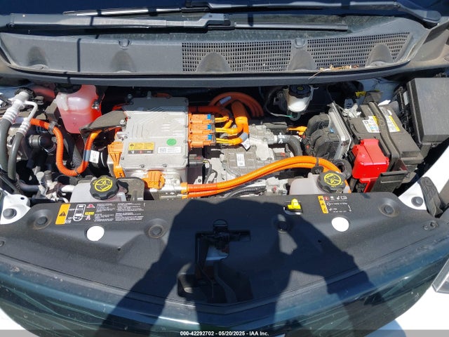 1G1FW6S02J4109586 Chevrolet 2018
